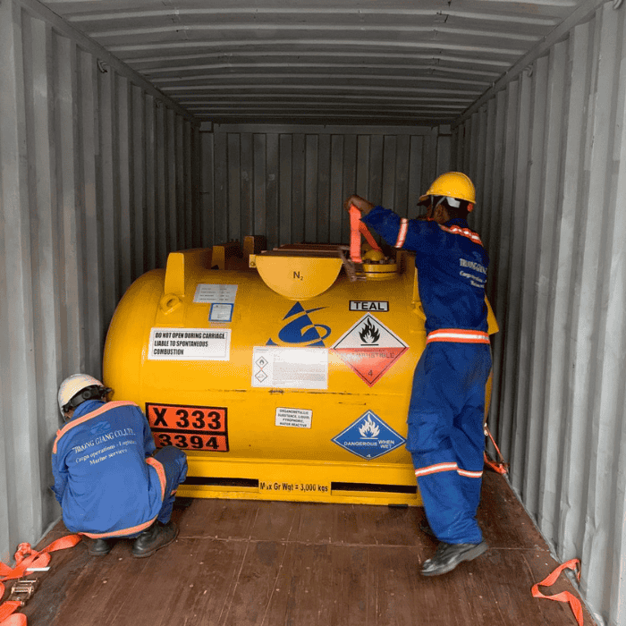 hang-container-co-dinh-hang-nguy-hiem